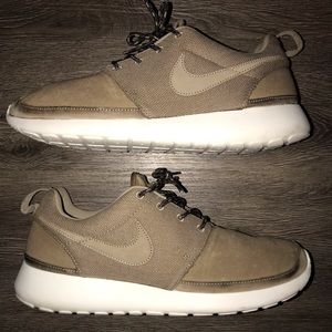 Nike Roshe Run Premium NRG
